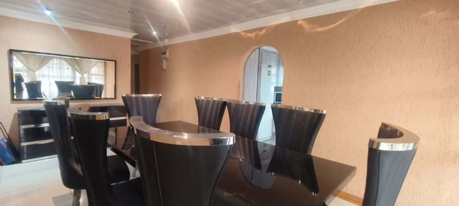 3 Bedroom Property for Sale in Tlhabane North West